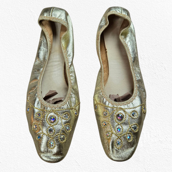 60s Vintage Metallic Gold Rhinestone Embellished USA Made Ballet Slipper Size 8 - Picture 2 of 8